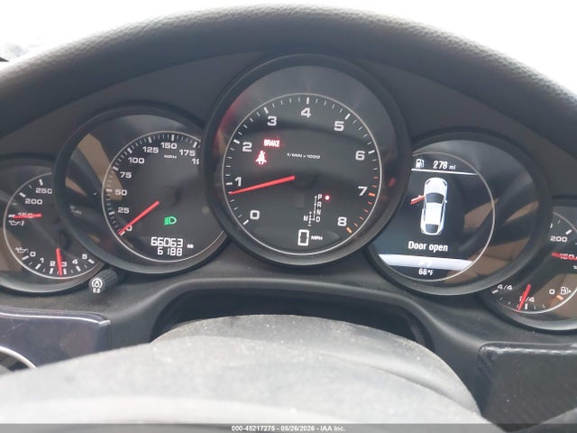 Porsche Panamera 4