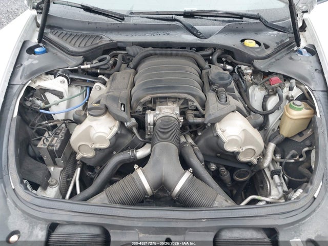 Porsche Panamera 4
