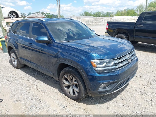 Salvage Volkswagen Atlas Image