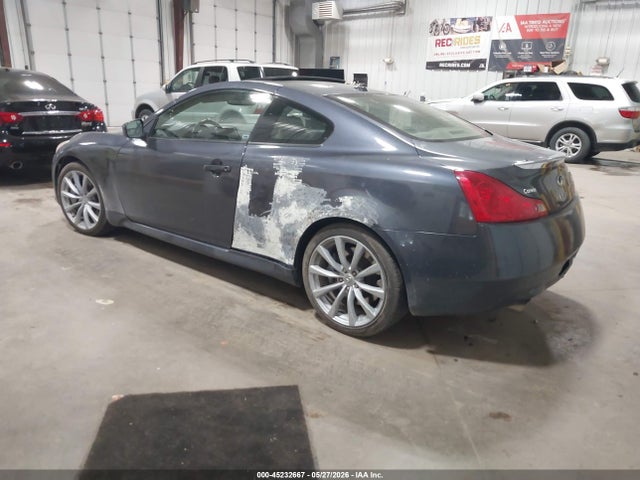 INFINITI G37 Journey
