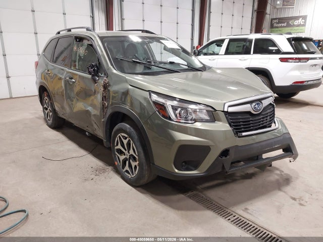 Salvage Subaru Forester Image