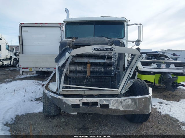 Freightliner Conventional Fld120