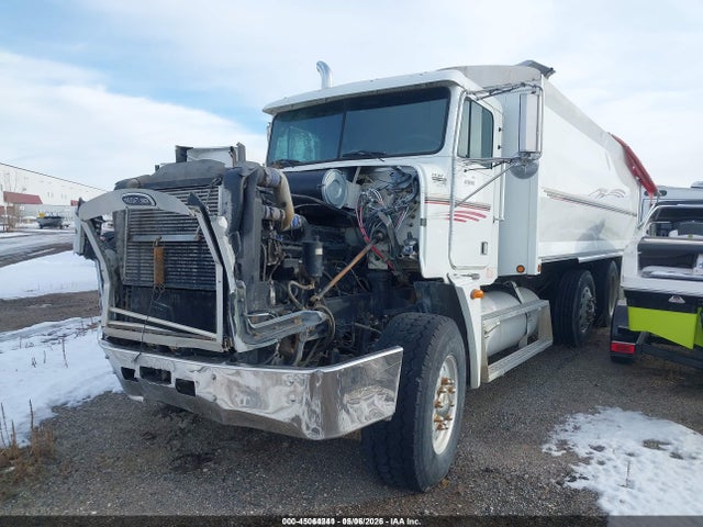 Freightliner Conventional Fld120
