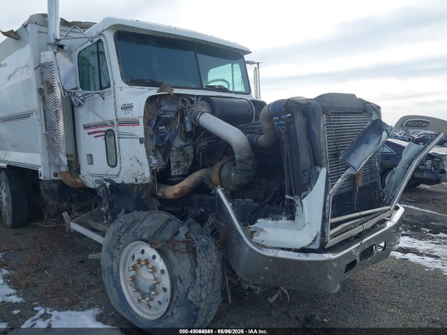 Freightliner Conventional Fld120