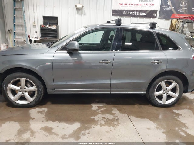 Audi Q5 2.0t Premium