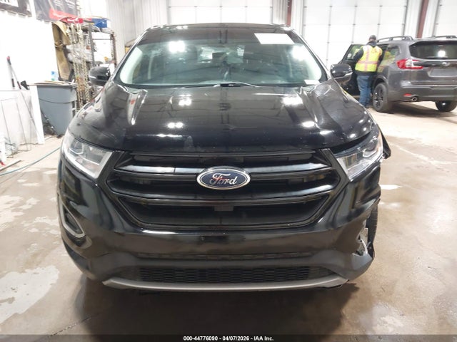Ford Edge Titanium