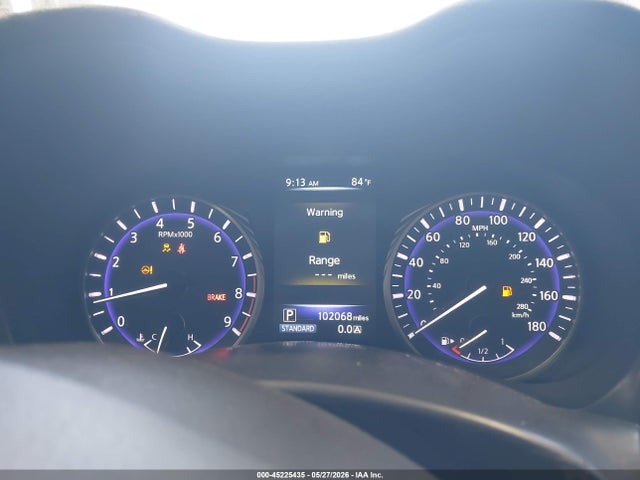 INFINITI Q50 Premium