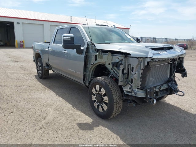 Salvage General Motors Sierra 2500HD Image
