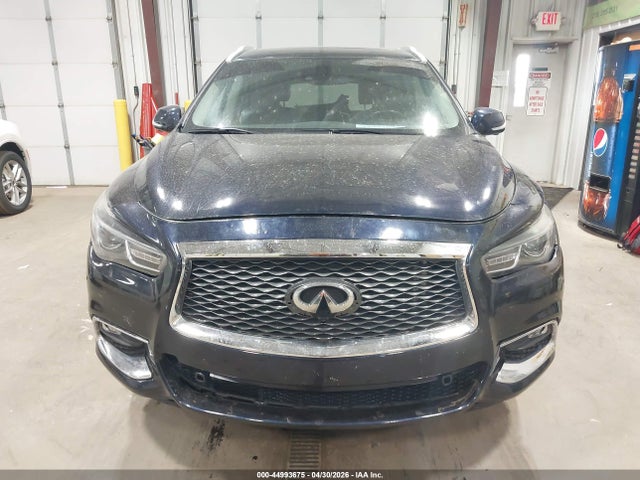 INFINITI Qx Luxe