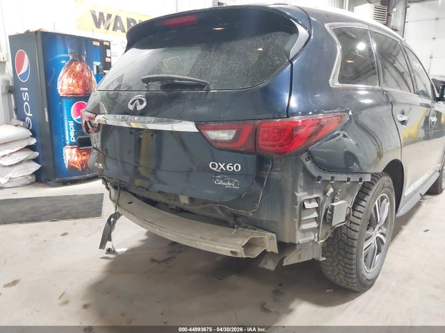 INFINITI Qx Luxe