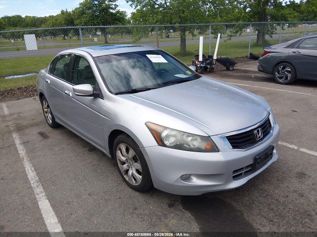 Salvage Honda Accord Image