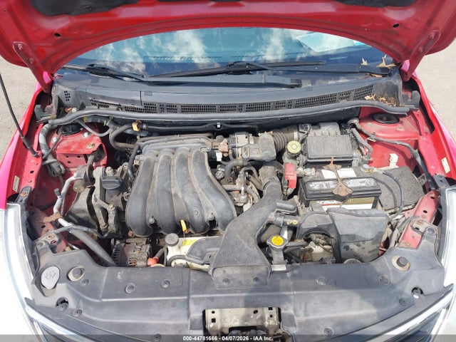 Nissan Versa 1.8 Sl