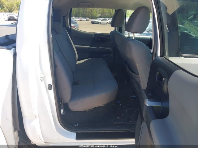Toyota Tacoma Sr5 V6