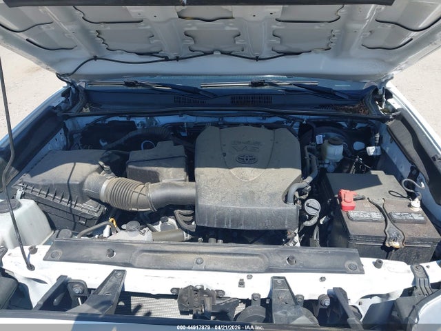 Toyota Tacoma Sr5 V6