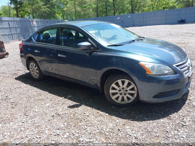 Salvage Nissan Sentra Image