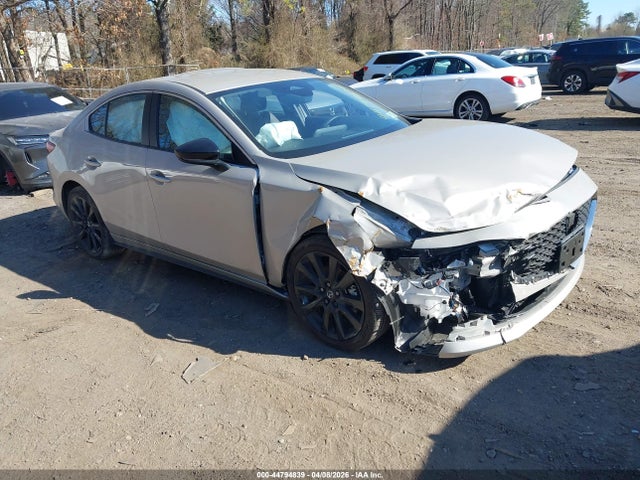 Salvage Mazda Mazda3 Image