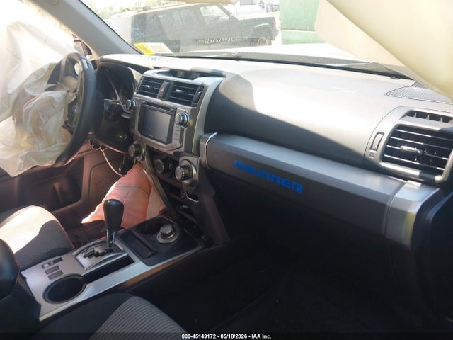 Toyota 4Runner Sr5