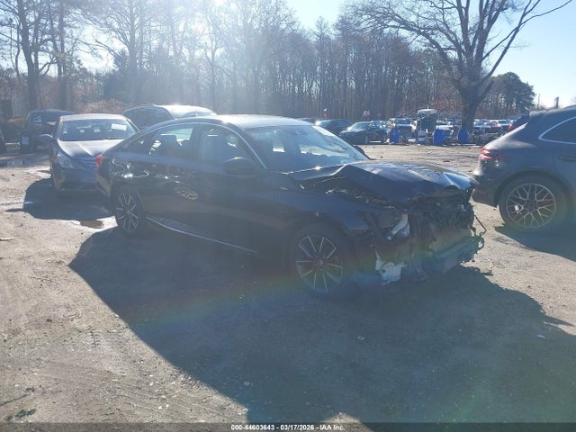 Salvage Honda Accord Image