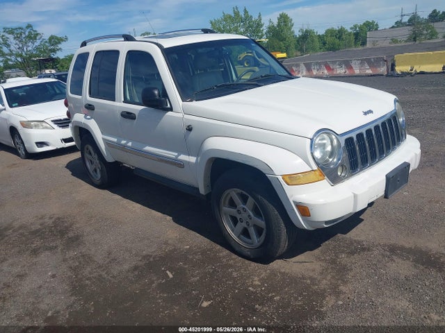 Salvage Jeep Liberty Image