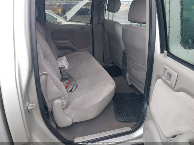 Toyota Tacoma Base V6