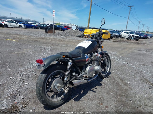 Suzuki Gs750 T