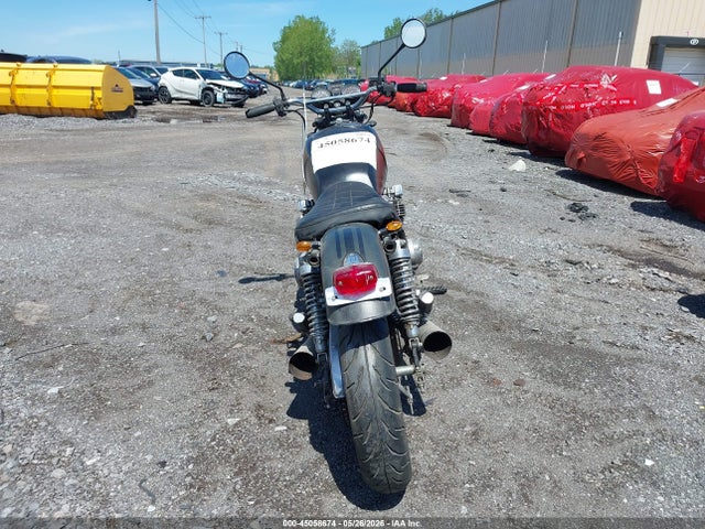 Suzuki Gs750 T
