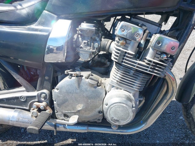 Suzuki Gs750 T