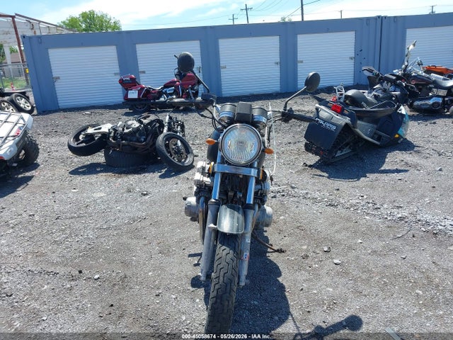 Suzuki Gs750 T