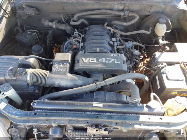 Toyota Tundra Base V8