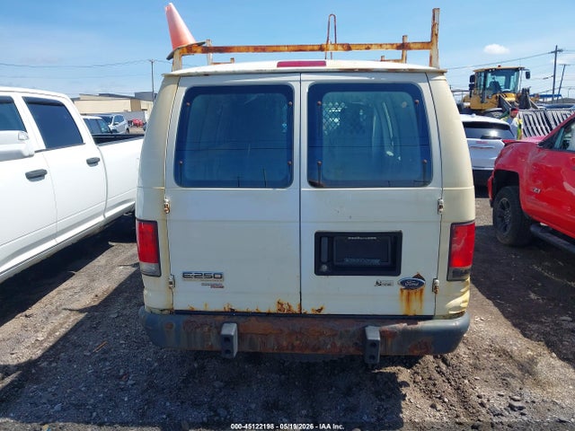 Ford E-250 Commercial