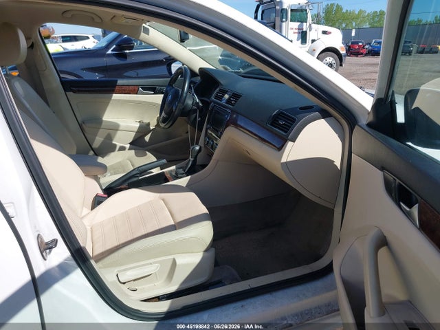 Volkswagen Passat 2.5l Sel