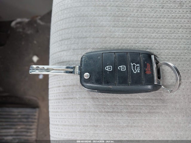 Kia Sedona Lx