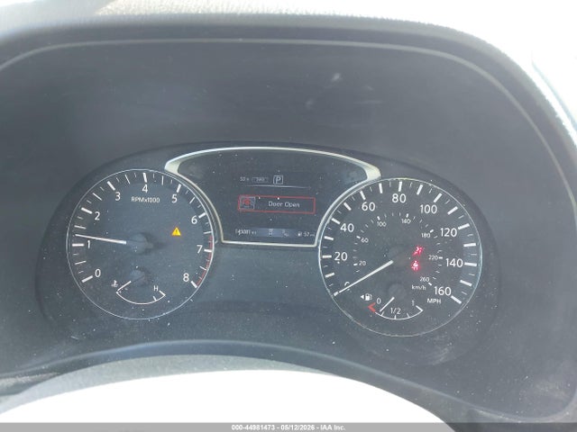 Nissan Pathfinder Sv