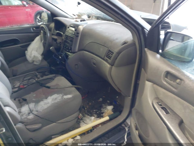 Toyota Sienna Le