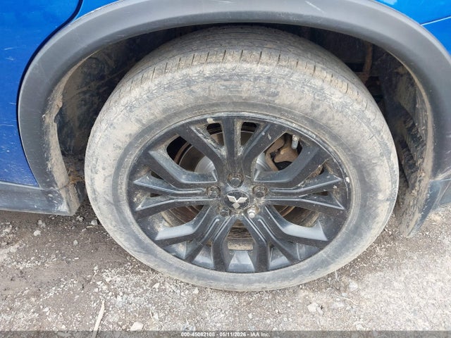 Mitsubishi Outlander 2.0 Le