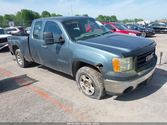 Salvage GMC Sierra 1500 Image