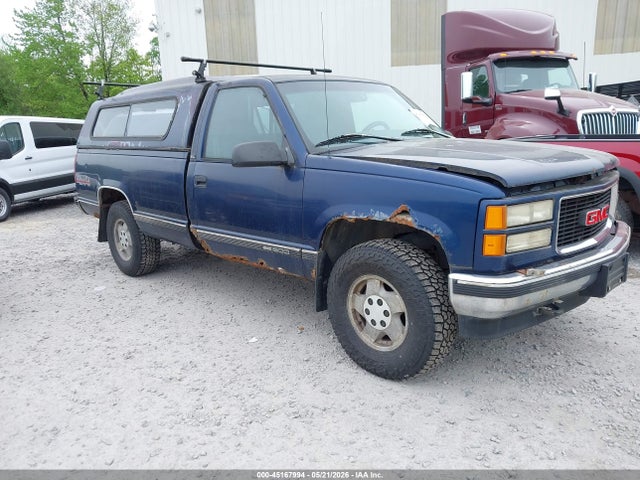 Salvage GMC Sierra Image