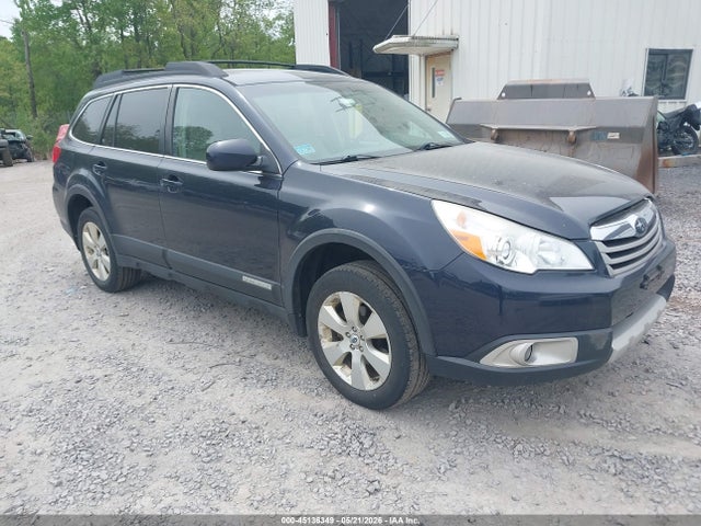 Salvage Subaru Outback Image