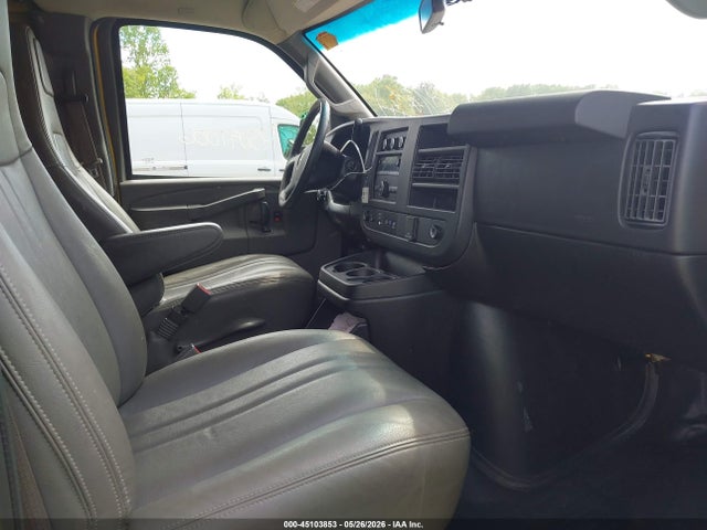 GMC Savana Rwd 2500 Regular Wheelbase Work Van