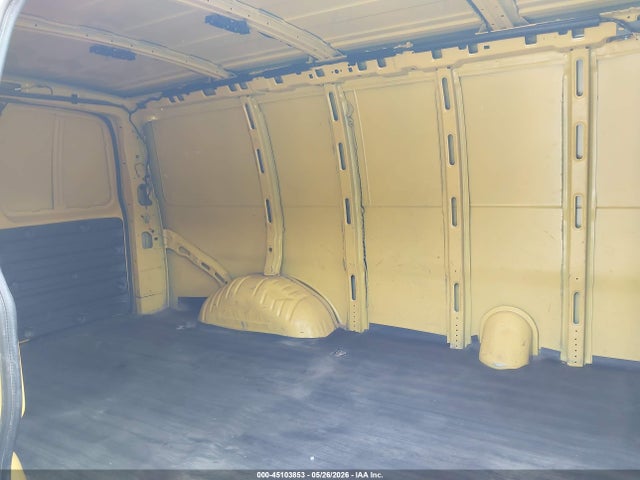 GMC Savana Rwd 2500 Regular Wheelbase Work Van
