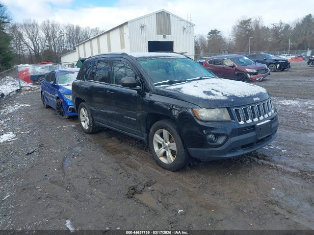 Salvage Jeep Compass Image