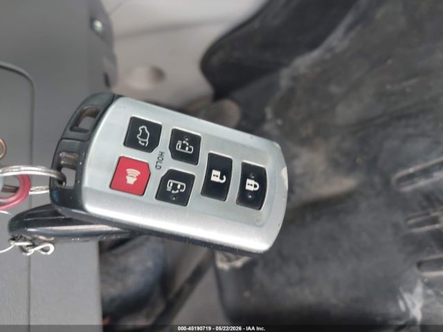 Toyota Sienna Limited