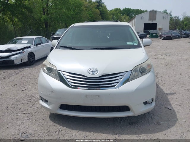 Toyota Sienna Limited