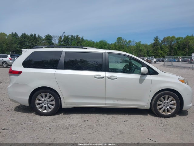 Toyota Sienna Limited