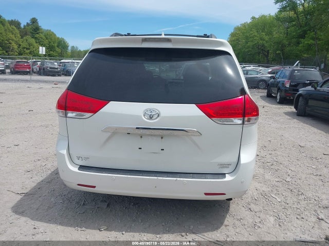 Toyota Sienna Limited