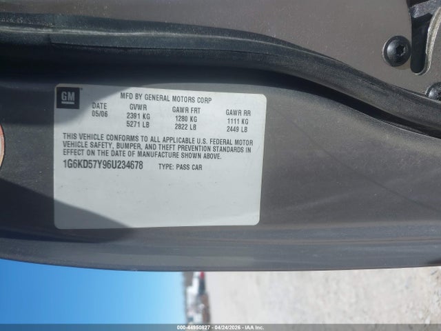 Cadillac DTS Standard