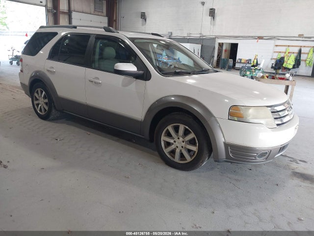 Salvage Ford Taurus X Image