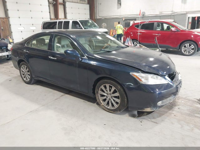 Salvage Lexus Es Image