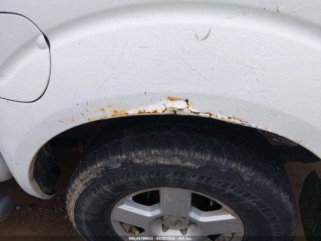 Nissan Frontier Se