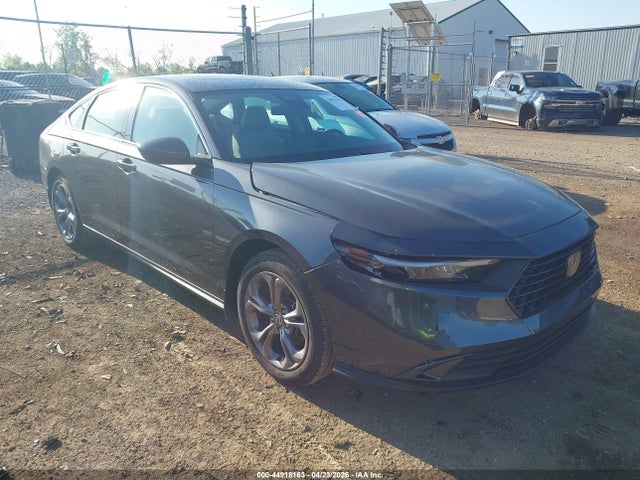 Salvage Honda Accord Image